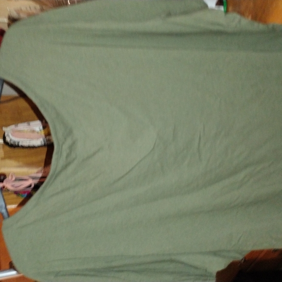 Ladies plus size two short sleeve t-shirt bundle green and pink size 3x - Picture 5 of 9